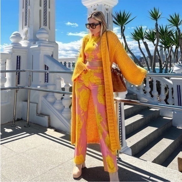 NEW Zara Floral Jacquard Sleeveless High Neck Crop Top - Picture 8 of 11